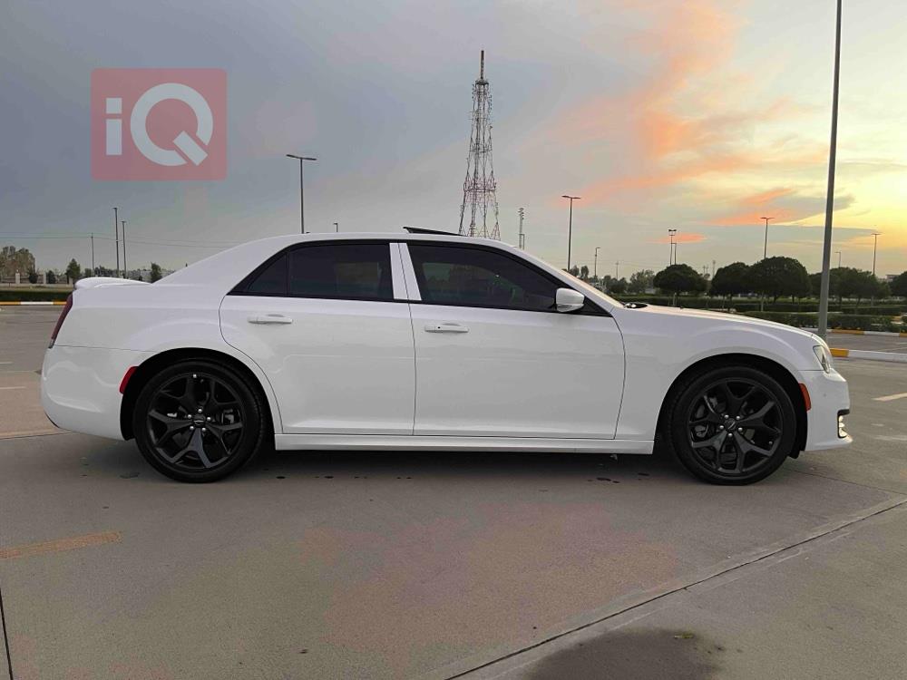 Chrysler 300